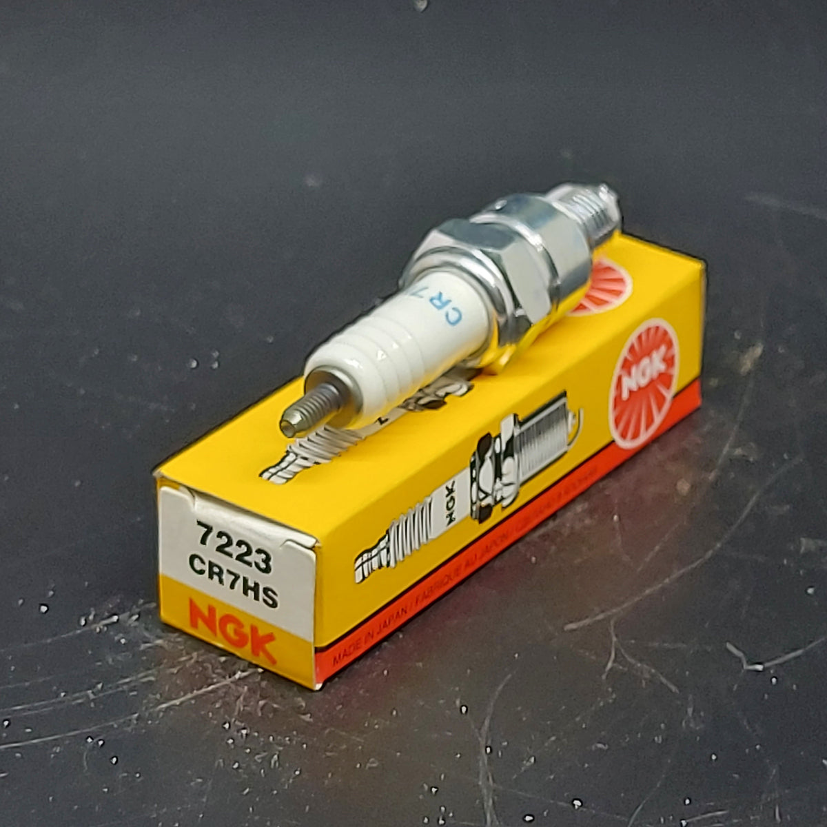 NGK Spark Plug CR7HS – RTT Motorcycles